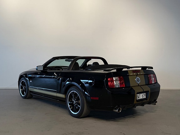 Ford Mustang 5 of 5