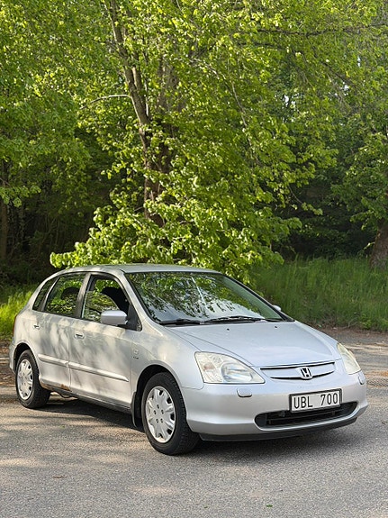 Honda Civic 3 of 5