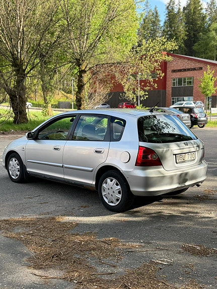 Honda Civic 5 of 5