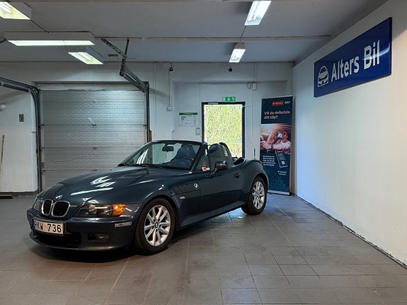 BMW Z3 2 of 5