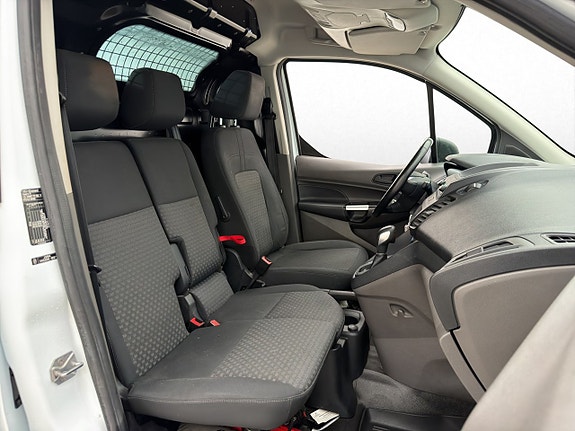 Ford Transit Connect 27 of 30
