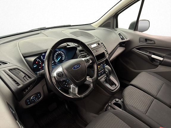 Ford Transit Connect 16 of 30