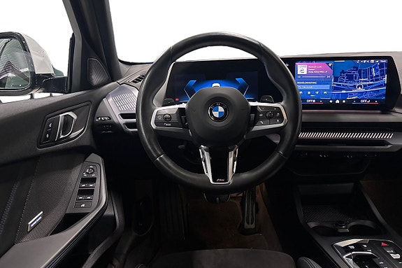 BMW 120 9 of 18