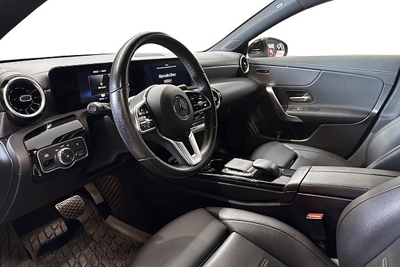 Mercedes-Benz CLA250 e 6 of 11