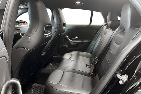 Mercedes-Benz CLA250 e 10 of 11