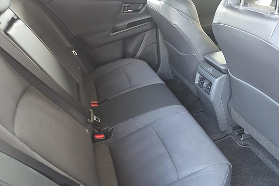 Toyota C-HR 15 of 19