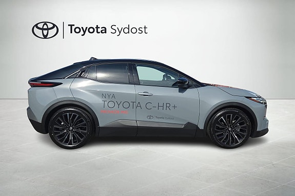 Toyota C-HR 7 of 19