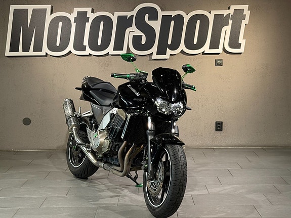 Kawasaki Z750 6 of 7