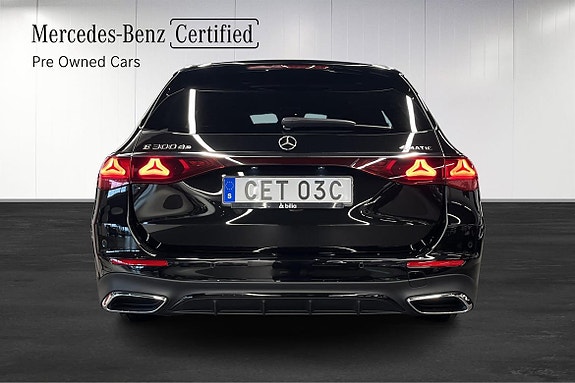 Mercedes-Benz E300 de 5 of 5