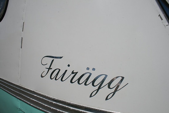 Ford Fairlane 4 of 25
