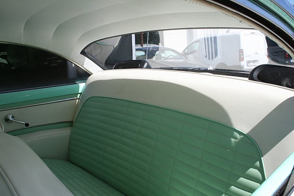 Ford Fairlane 15 of 25