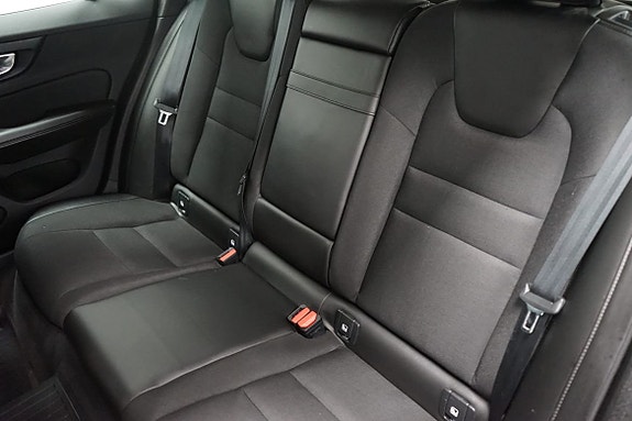 Volvo V60 15 of 20