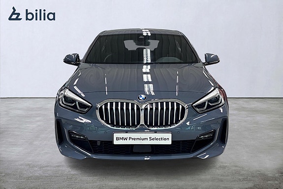 BMW 118i 5 of 5