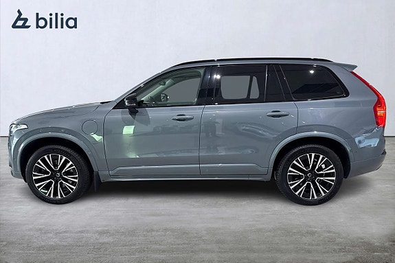 Volvo XC90 3 of 5