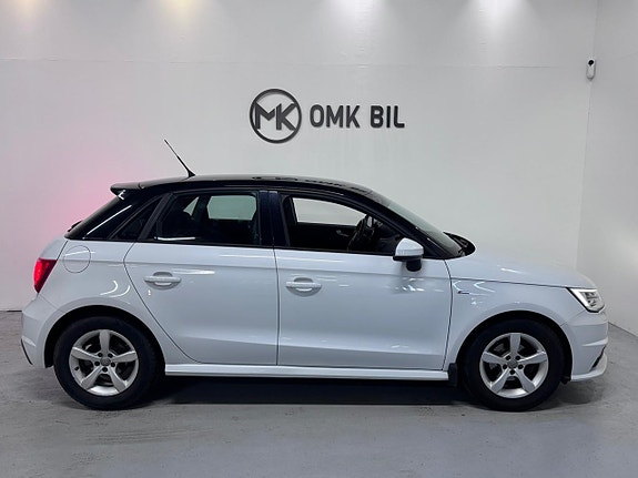 Audi A1 4 of 5