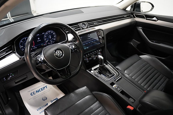 Volkswagen Passat 6 of 24