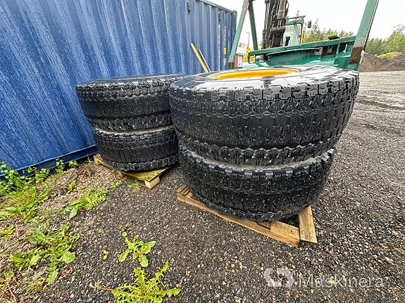 Däck på fälg 20.5 R25 HILO för hjullastare