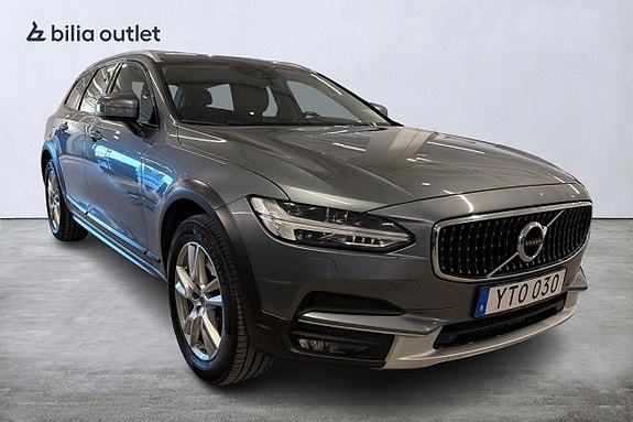Volvo V90 Cross Country 4 of 5