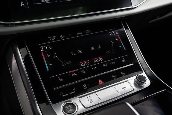 Audi Q8 16 of 23