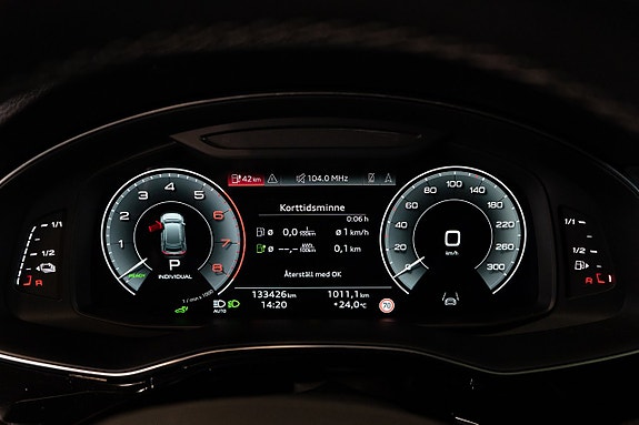 Audi Q8 21 of 23