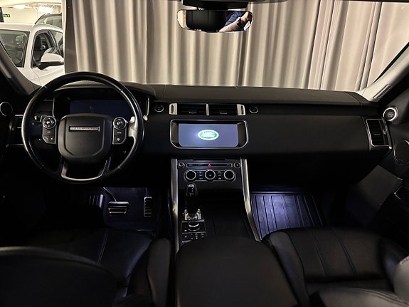 Land Rover Range Rover Sport 10 of 23