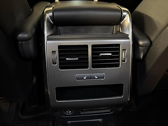Land Rover Range Rover Sport 11 of 23