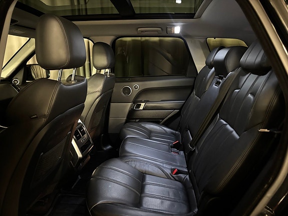 Land Rover Range Rover Sport 9 of 23