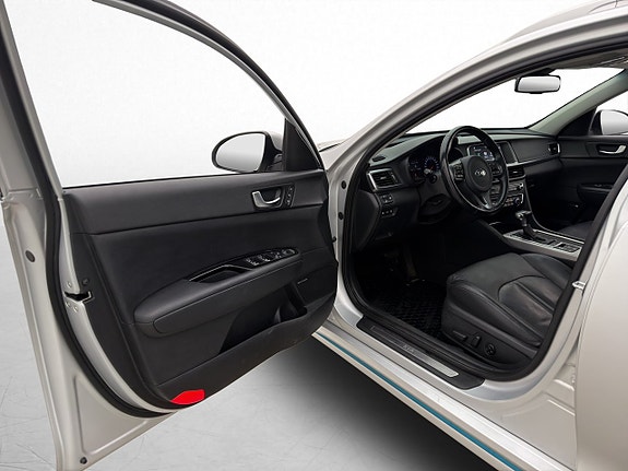 Kia Optima 10 of 30