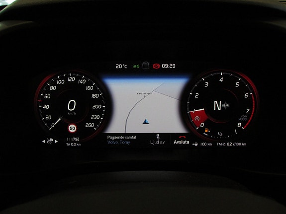 Volvo XC40 12 of 19