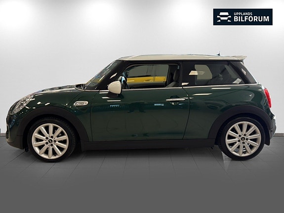 MINI Cooper S 4 of 15