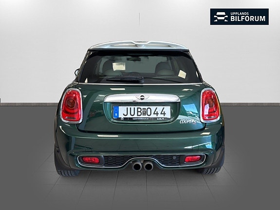 MINI Cooper S 5 of 15