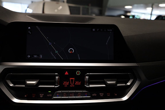 BMW M340i 10 of 11