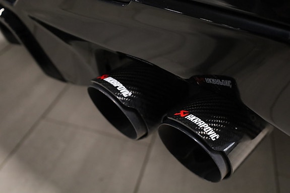 BMW M340i 11 of 11