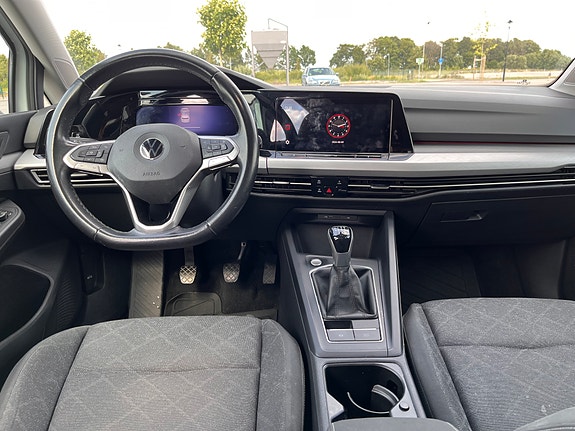 Volkswagen Golf VIII 9 of 13