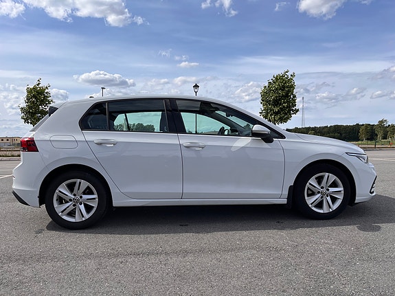 Volkswagen Golf VIII 4 of 13