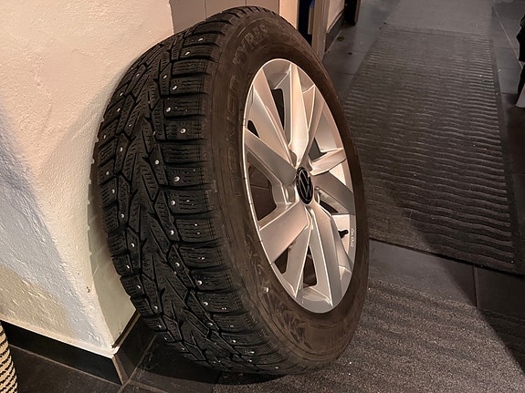 Volkswagen Golf VIII 13 of 13