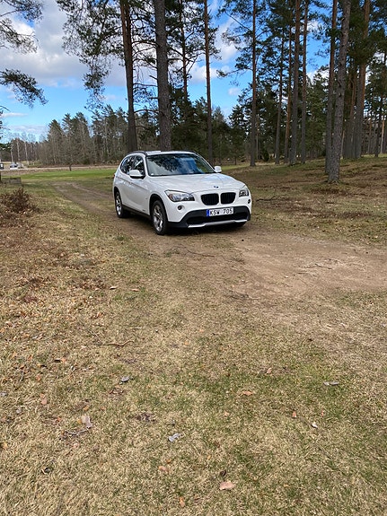BMW X1 2 of 5