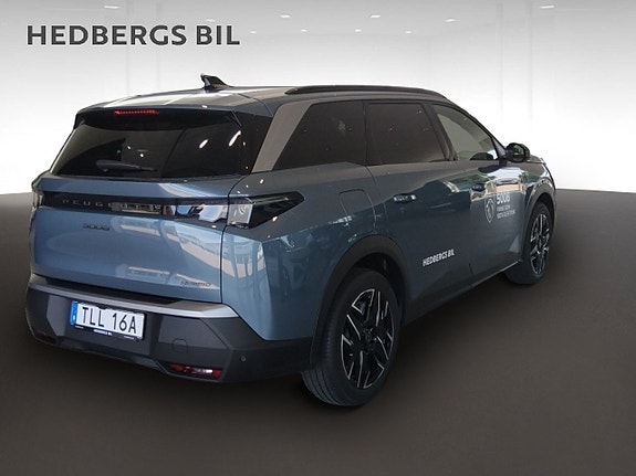Peugeot 5008 3 of 5