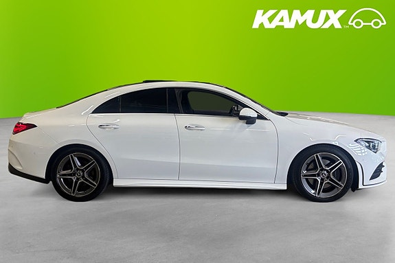 Mercedes-Benz CLA220 2 of 5