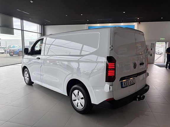 Volkswagen Transporter 6 of 9
