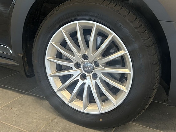 Audi A4 allroad 3 of 5