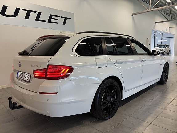 BMW 520d 4 of 5