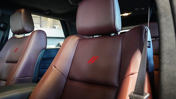 Dodge Durango 10 of 25