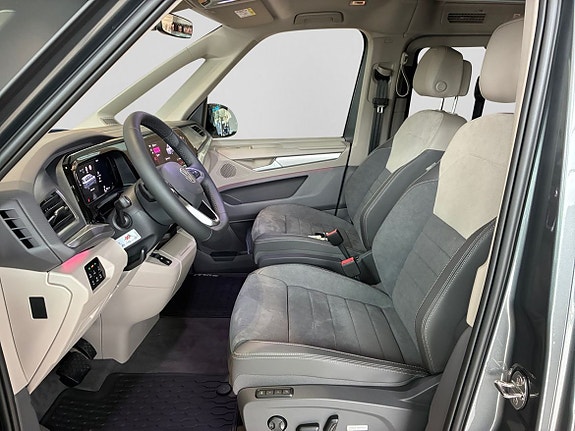 Volkswagen California 9 of 27