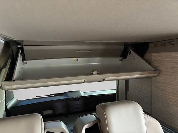 Volkswagen California 20 of 27