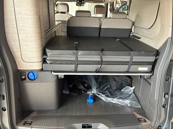Volkswagen California 23 of 27