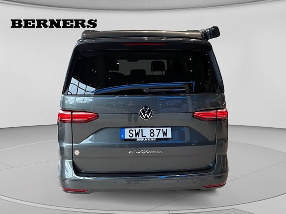 Volkswagen California 4 of 5