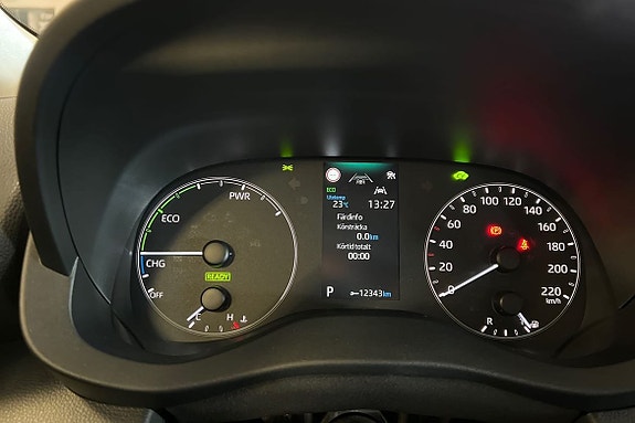 Toyota Yaris 16 of 21