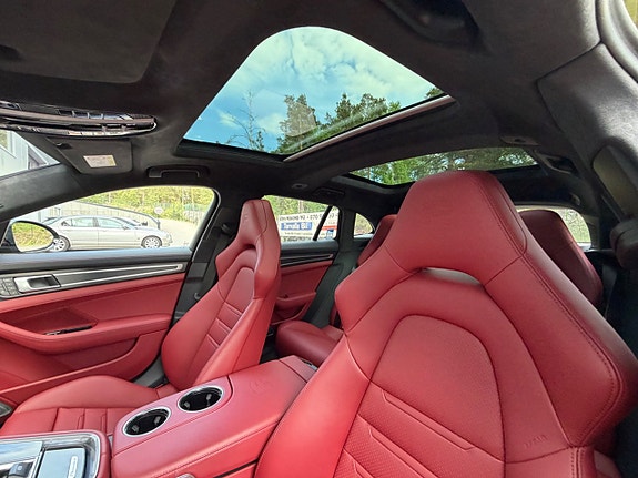 Porsche Panamera GTS 8 of 21