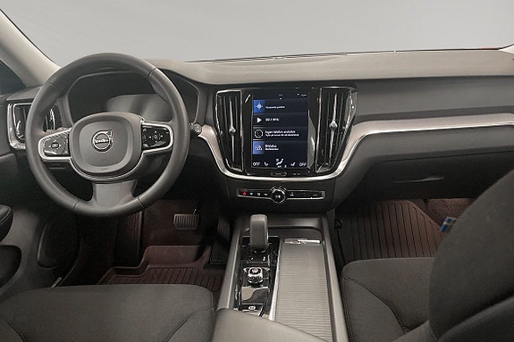 Volvo V60 Cross Country 5 of 5